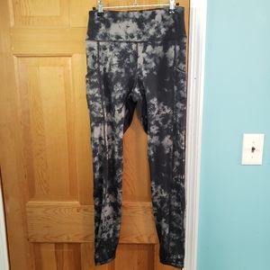AE black tie dye curvy everything pocket legging M